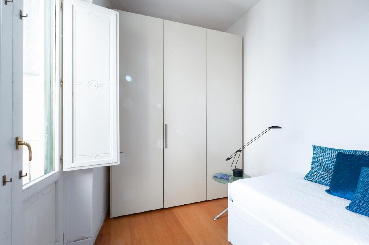 Casa Flo Con Terrazza E Ascensore Salerno Ngoại thất bức ảnh