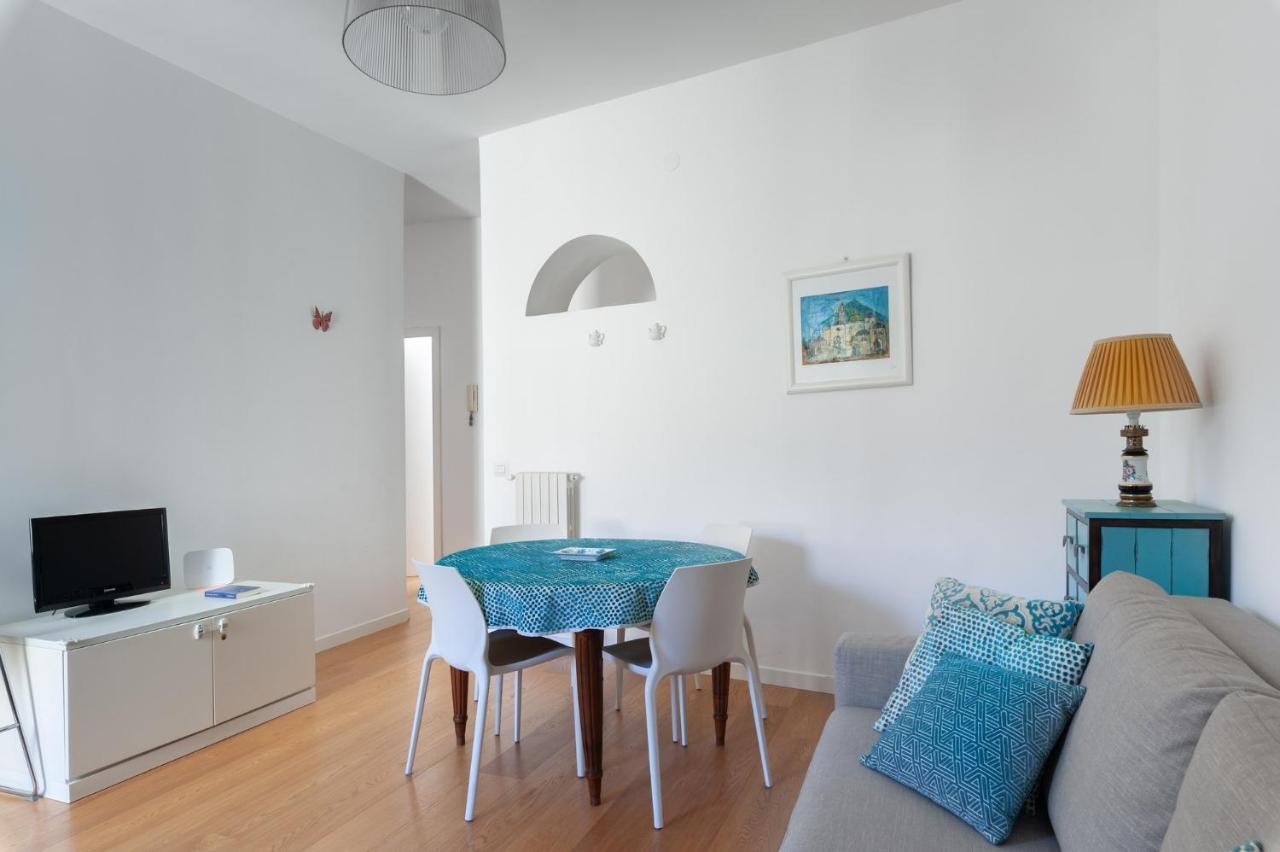 Casa Flo Con Terrazza E Ascensore Salerno Ngoại thất bức ảnh