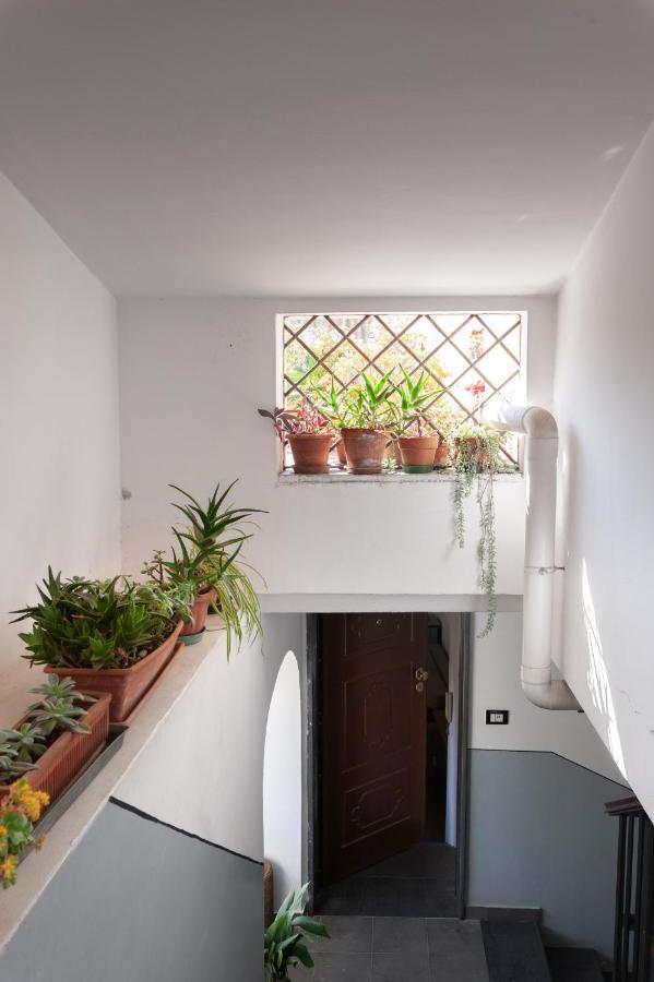 Casa Flo Con Terrazza E Ascensore Salerno Ngoại thất bức ảnh