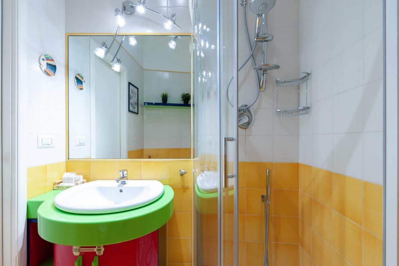 Casa Flo Con Terrazza E Ascensore Salerno Ngoại thất bức ảnh