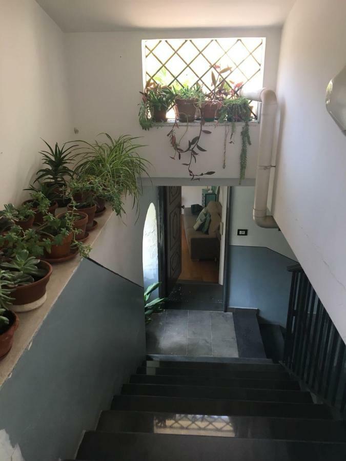 Casa Flo Con Terrazza E Ascensore Salerno Ngoại thất bức ảnh